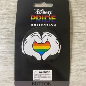 NEW Disney Pride Button Mickey Mouse Rainbow Heart